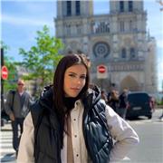 Doy clases particulares, de cualquier asignatura, pero a partir de cierta edad(13-14) solo el Euskera. Soy una chica responsable y con buena actitud